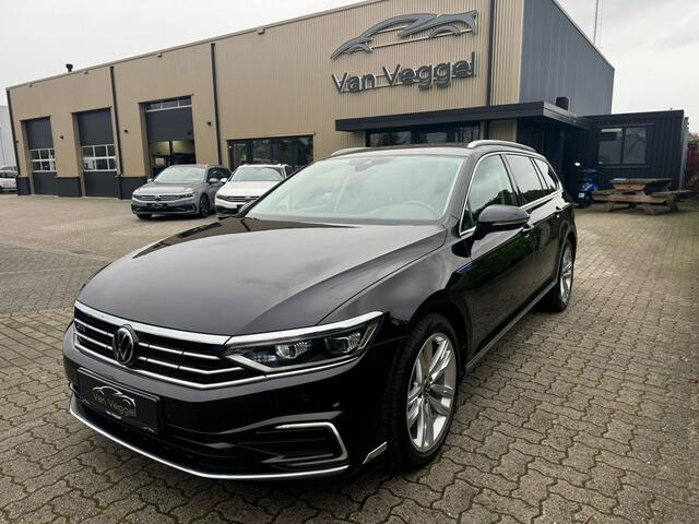 Volkswagen PASSAT Variant 1.4 TSI PHEV GTE Business trekhaak, leer, navi, cruise