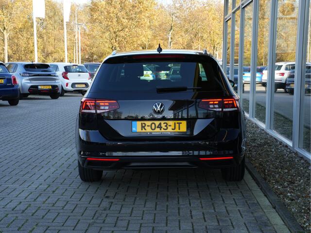 Volkswagen PASSAT Variant 1.5 TSI Business | Navigatie | Travel Assist | ACC | Climate Control | Android/Apple Carplay