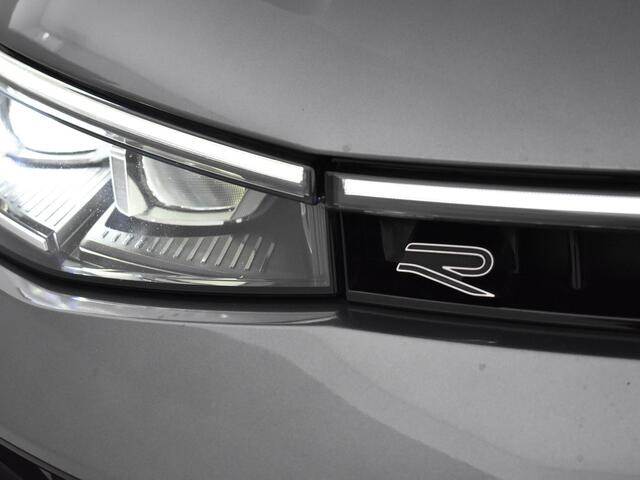 Volkswagen PASSAT Variant 1.5 eHybrid 272pk DSG R-Line Edition · Keyless · 360 Camera · Elek. Trekhaak · Elek.Achterklep · Apple/Android Car Play · 18'' Inch · Garantie t/m Augustus 2026