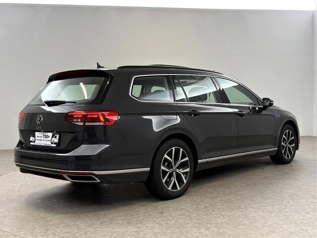 Volkswagen PASSAT 1.4 TSI GTE PHEV | SOH 90% | Pano | Adap. Cruise | Virtual | Massage | Stoelverw. | Camera | Keyless