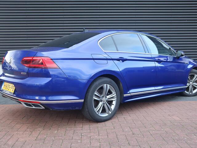 Volkswagen PASSAT 2.0 TSI 4Motion Elegance Business R | 272PK Fabrieks af | NAP | Clima | Adapt. Cruise | Navi | Leder/Alcantara | PDC | LED | Stoelverwarming | Multimedia |