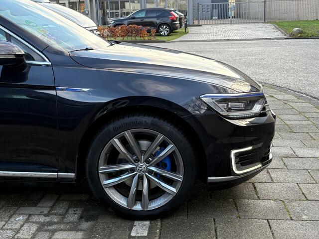 Volkswagen PASSAT 1.4 TSI GTE Highline Leer Automaat Camera