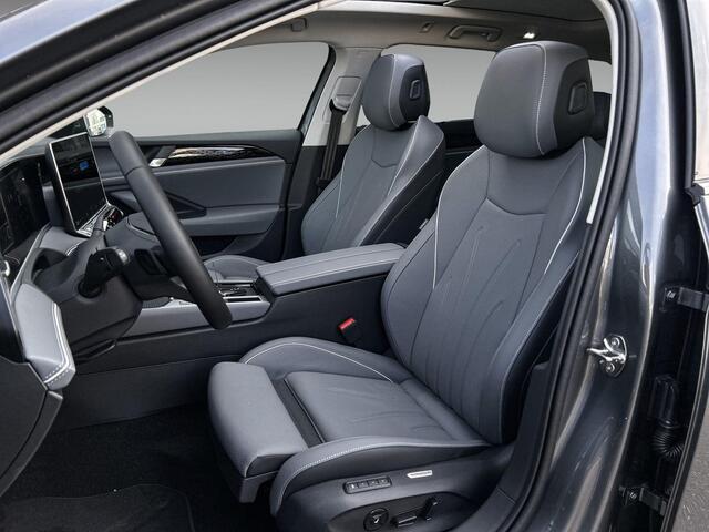 Volkswagen PASSAT Variant Elegance Business 1.5 eHybrid 150 kW / 204 pk Vari