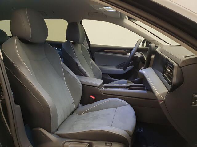 Volkswagen PASSAT Variant 1.5 eTSI 150pk DSG/AUT Business Nieuw Model, Wegklapbare trekhaak, 360° camera,