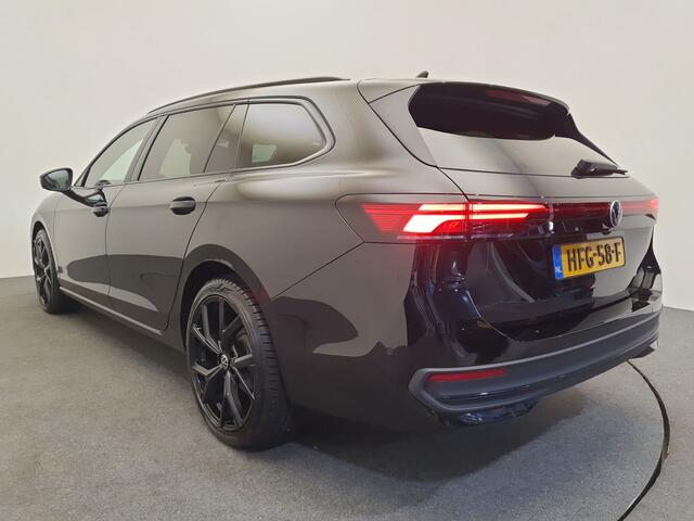 Volkswagen PASSAT Variant 1.5 eTSI 150pk DSG/AUT Business Nieuw Model, Wegklapbare trekhaak, 360° camera,