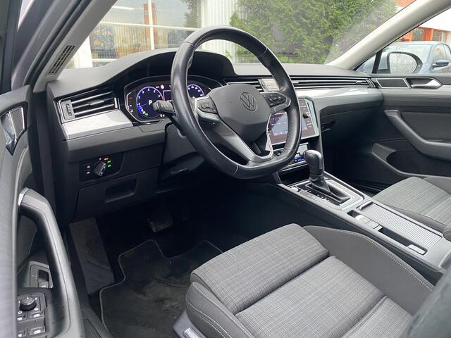 Volkswagen PASSAT Variant 1.5 TSI Business Automaat, Virtual cockpit, Camera, Rijklaar met beurt & garantie!