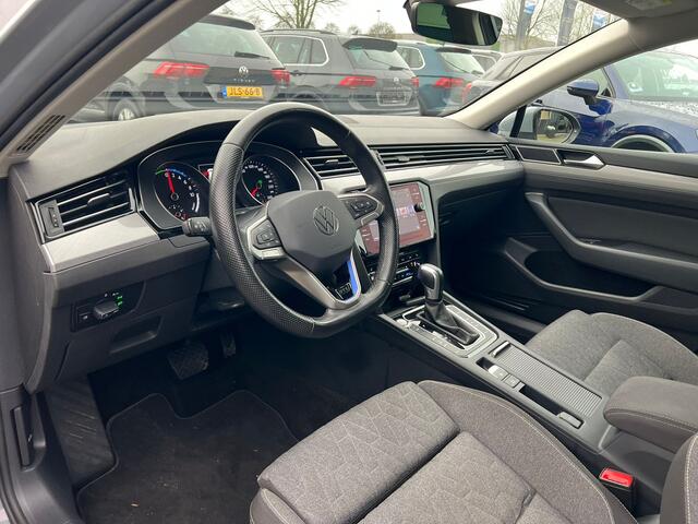 Volkswagen PASSAT Variant 1.4 TSI PHEV GTE Business trekhaak, navi, cruise, camera