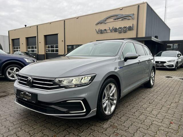 Volkswagen PASSAT Variant 1.4 TSI PHEV GTE Business trekhaak, navi, cruise, camera