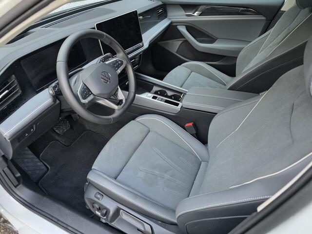 Volkswagen PASSAT Variant 1.5 eHybrid Elegance Business |BTW auto|Fabrieksgarantie|