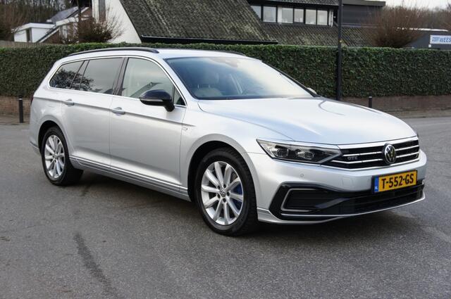 Volkswagen PASSAT 1.4 TSI PHEV GTE R-BNS TREKHAAK /LEDER/ADAPTIEFCRUISE/PERFECTE STAAT