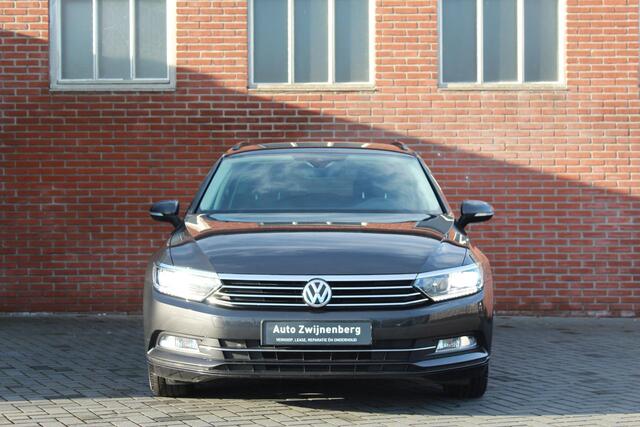 Volkswagen PASSAT Variant 1.5 TSI Comfortline Business | Trekhaak | ACC | Carplay |