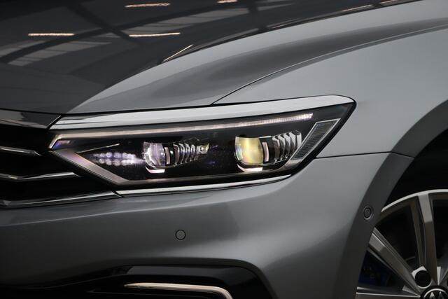 Volkswagen PASSAT Variant 1.4 TSI PHEV GTE Business | Matrix | Camera | ACC |