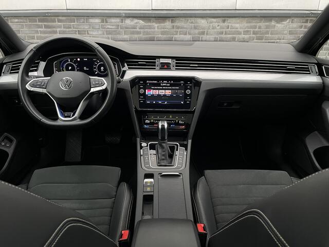 Volkswagen PASSAT Variant 1.4 TSI PHEV GTE Business | Pano | Elek. Trekhaak | Camera | Carplay | Navi | LED