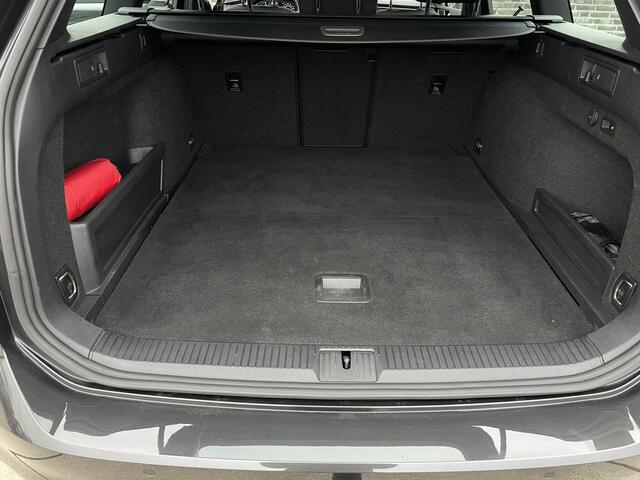 Volkswagen PASSAT Variant 1.4 TSI PHEV GTE Business | Pano | Elek. Trekhaak | Camera | Carplay | Navi | LED