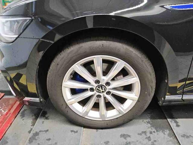 Volkswagen PASSAT Variant 1.4 TSI PHEV GTE Business | Wordt verwacht | Pano | Trekhaak | Camera