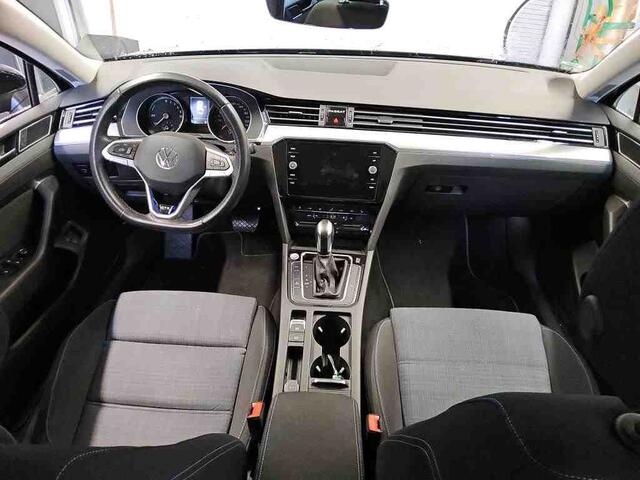 Volkswagen PASSAT Variant 1.4 TSI PHEV GTE Business | Wordt verwacht | Pano | Trekhaak | Camera