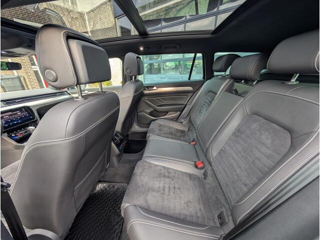 Volkswagen PASSAT Variant 1.5 TSI R-Line Business+