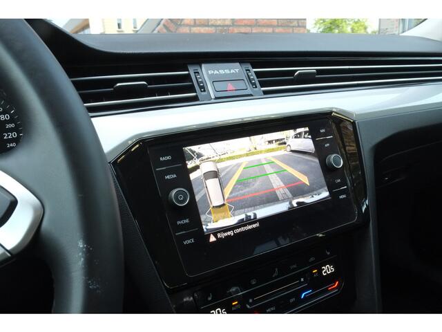 Volkswagen PASSAT Variant 2.0 TDI Business