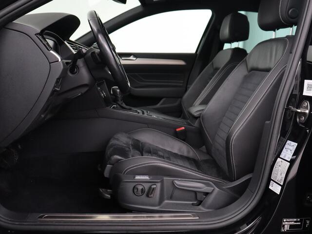 Volkswagen PASSAT 2.0 TSI R Line | 190pk | Trekhaak | Leder/Alcantara | Stoelverwarming | Camera | Matrix LED | Adaptive cruise | Virtual Cockpit | Carplay | Navigatie