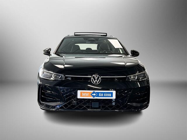 Volkswagen PASSAT Variant 1.5 150pk eTSI R-Line Edition Achteruitrijcamera | Panoramadak | Navigatiesysteem