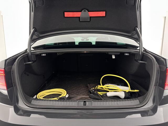 Volkswagen PASSAT 1.4 TSI Phev GTE Business (INCL-BTW) Aut. *FULL-LED | DIGI-COCKPIT | ADAPTIVE-CRUISE | NAVI-FULLMAP | KEYLESS | DAB+ | COMFORT-SEATS | SHIFTPADDLES | PRIVACY-GLASS | PDC | CAMERA | CARPLAY | 17''ALU*