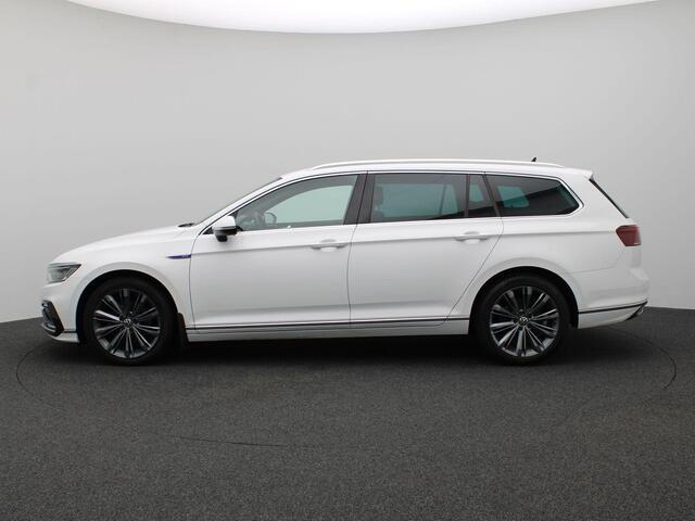 Volkswagen PASSAT Variant 1.4 TSI PHEV GTE Business 218PK DSG SOH 84%, Trekhaak, 18" LM Velgen, Navi Discover Pro, Leder, Memorystoel, Elektr. Achterklep, Achteruitrijcamera, Adaptieve Cruise Controle