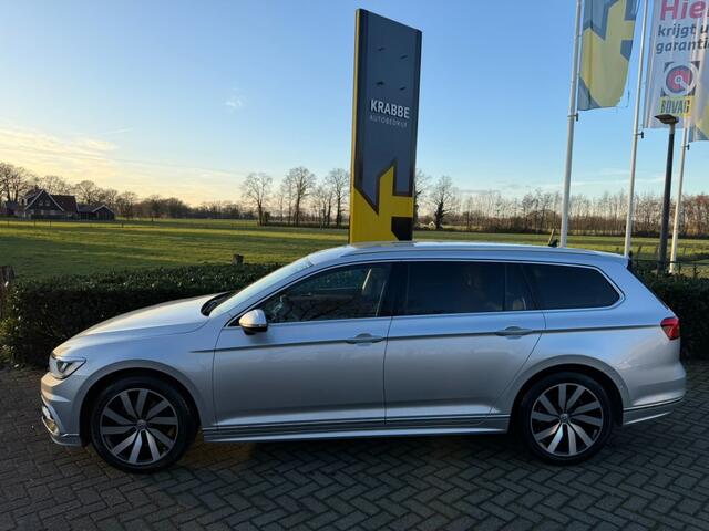 Volkswagen PASSAT 1.5 TSI DSG7 Highline Business R Dynaudio / Head up / Virtual