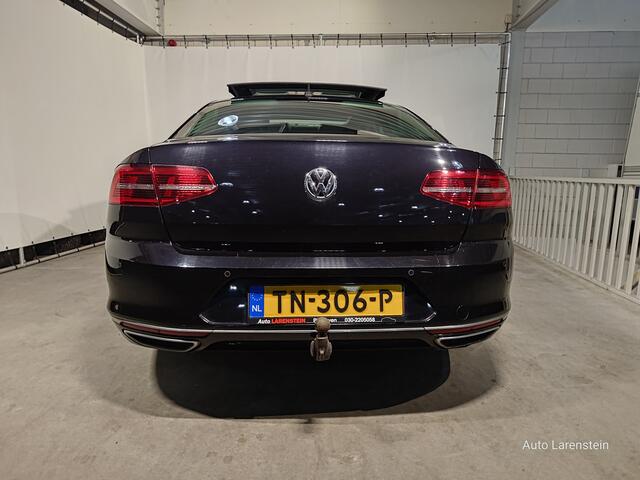Volkswagen PASSAT 1.8 TSI 180pk R-Line Business Edit. DSG7 Navi / A.Cam.+ 360 / Adapt.CC / Pano.dak / Trekhaak / Advance Pack / Winter Pack / Trekgewicht 1800kg