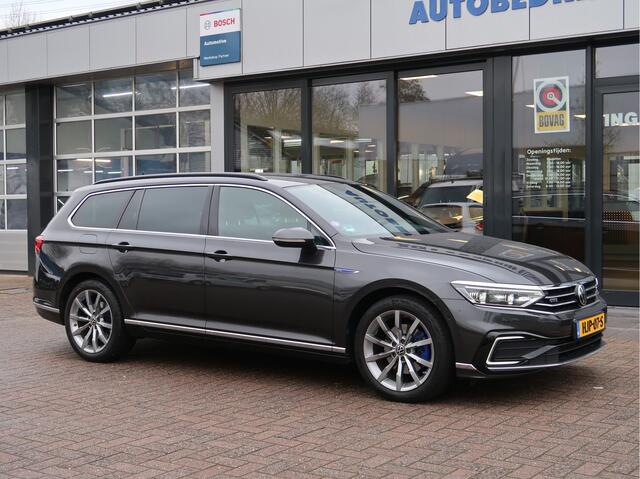 Volkswagen PASSAT Variant 1.4 TSI PHEV GTE Business | Leder | 18 inch | Massage | Stoelverw |