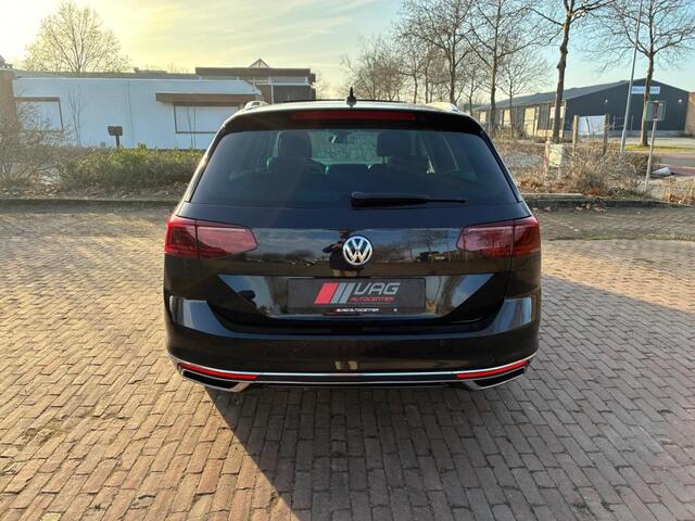 Volkswagen PASSAT 1.4 TSI GTE Hybride, Pano, Trekhaak, 360Â° Camera, Leder