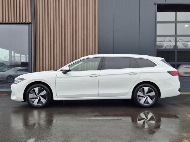 Volkswagen PASSAT Variant 1.5 eTSI Business | BTW | Virtual | Massage | Stuur-stoelverw. | Carplay
