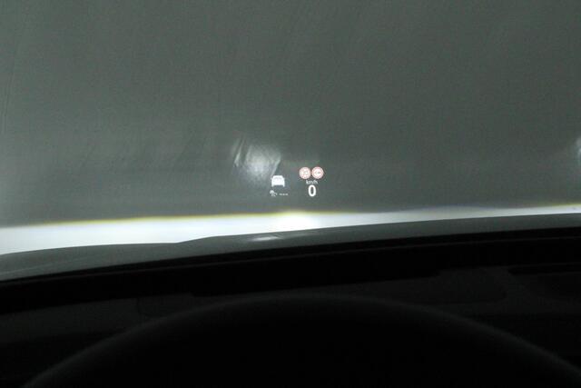 Volkswagen PASSAT Variant 1.5 eHybrid 204pk R-Line Edition Black Style Trekhaak Camera Head-Up Panoramadak Leder Memory Stoelverwarming Keyless Navigatie