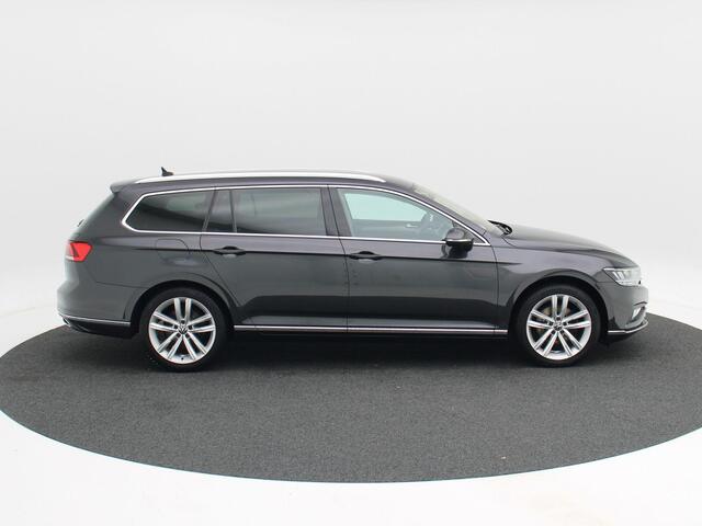 Volkswagen PASSAT Variant 1.5 TSi 150 Pk Automaat Business | Adaptive Cruise | Climate Control | Camera | Trekhaak | Navigatie | Stoelverwarming | 18 Inch