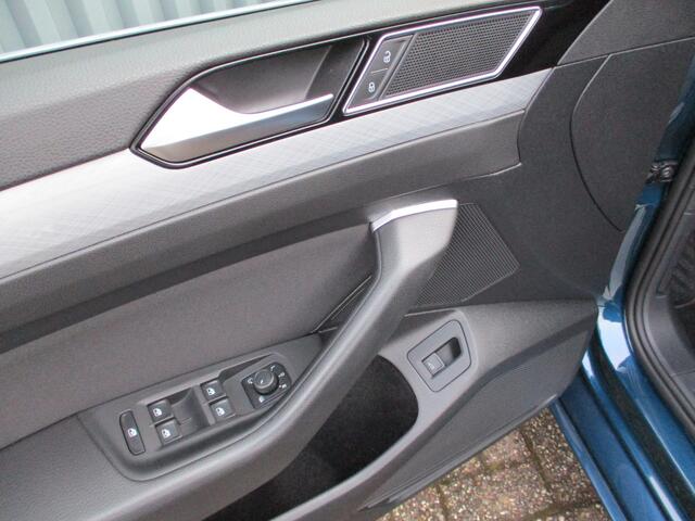 Volkswagen PASSAT Variant 1.5 TSI 150 Pk Comfort Business Navi