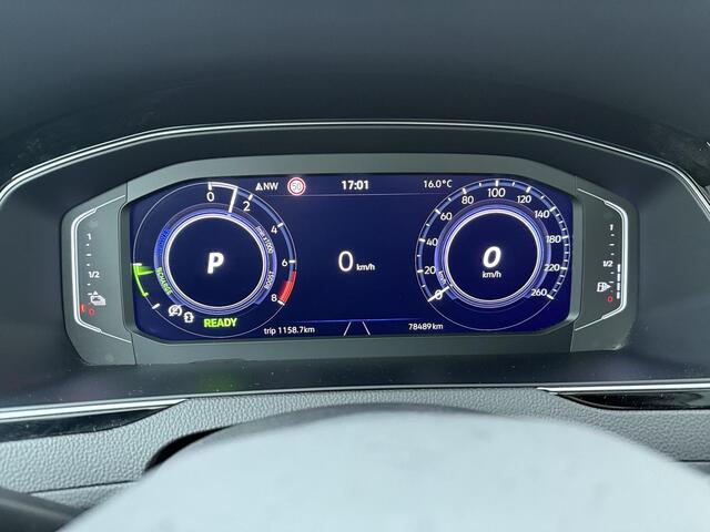 Volkswagen PASSAT Variant 1.4 TSI PHEV GTE Business | 218 PK | SoH 91% | Trekhaak | Panoramadak | 360 graden camera (Area View) | Adaptive cruise control |