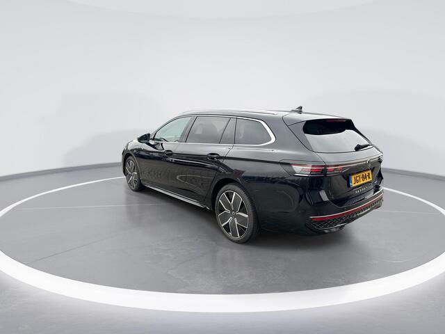 Volkswagen PASSAT Variant R-Line Edition 1.5 eHybrid 204 pk 6 versn. DSG · Multimedia pakket plus · High-end geluidsysteem 'Harman Kardon' · Prijs incl. inruilpremie · MEGA Sale