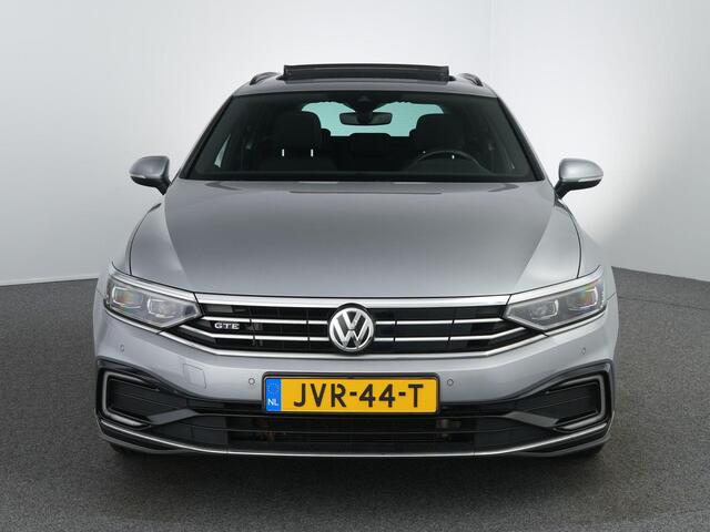 Volkswagen PASSAT Variant 1.4 TSI PHEV GTE Business | Pano | Carplay | Zwenkhaak | ACC | Stoelverwarming