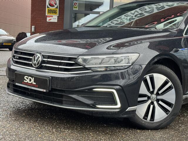 Volkswagen PASSAT Variant 1.4 TSI PHEV GTE Business // DEALER ONDERHOUDEN // ERGO COMFORT // TREKHAAK // NAVI // CAMERA //