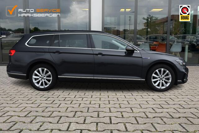 Volkswagen PASSAT Variant 1.4 TSI PHEV GTE Business | Pano | Trekhaak | Camera |