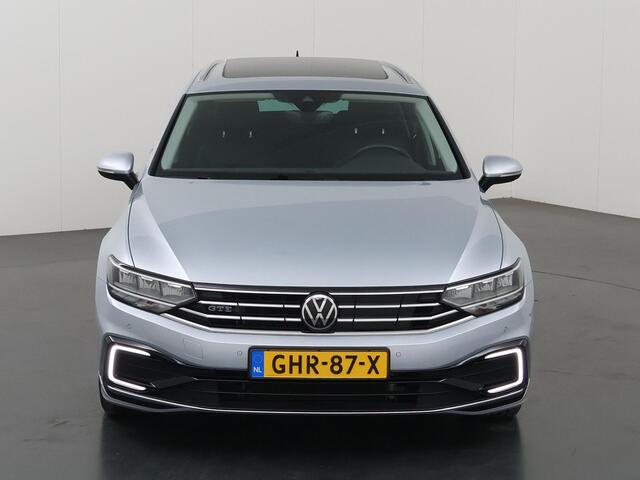 Volkswagen PASSAT Variant 1.4 TSI PHEV GTE Business | Panoramadak | 360° Camera | Cruise Control Adaptief | Carplay | Navigatie | Virtual Cockpit |