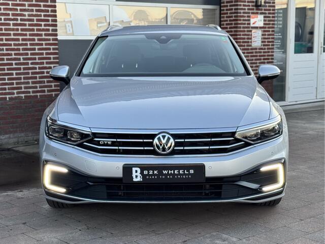 Volkswagen PASSAT Variant 1.4 TSI PHEV GTE Business | Led IQ Matrix | Camera | Memory | Trekhaak | Stuurverw | Rijklaar + nieuwe apk