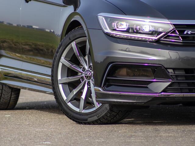 Volkswagen PASSAT Variant 1.4 TSI Highline Business R ACC LED Eibach Virtual cockpit