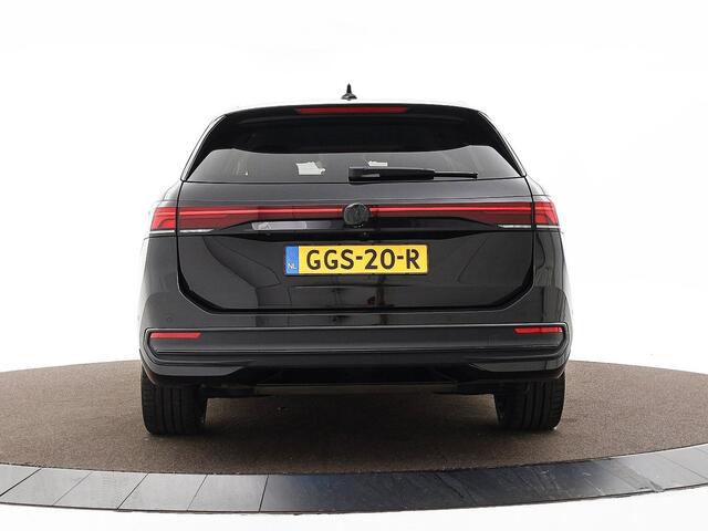 Volkswagen PASSAT Variant 1.5 eHybrid 204pk PHEV DSG Business · Camera · Elek. Voorstoelen + Massagefunctie · Stuur- & Stoelverwarming · Optiekpakket Zwart · Side Assist · Garantie t/m 18-08-2028 of 100.000km