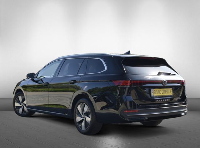 Volkswagen PASSAT Variant Passat 1.5 eTSI Business | virtueel cockpit | trekhaak