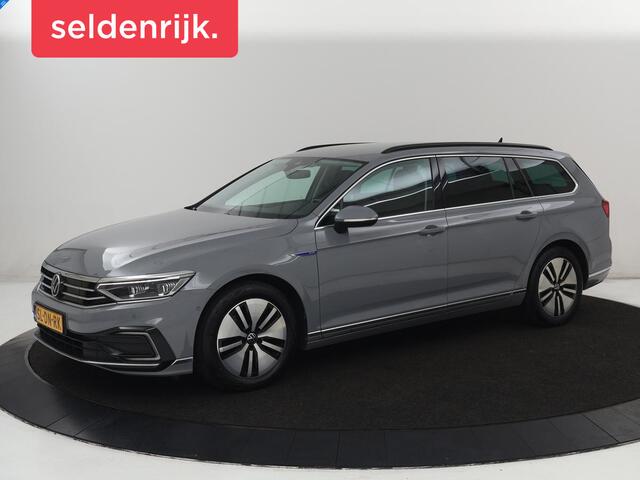 Volkswagen PASSAT 1.4 TSI PHEV GTE | Trekhaak | Stoelverwarming | Stoelverwarming | Camera | Massage | Carplay | Matrix LED | Adaptive cruise | Navigatie | Park Assist | Climate control | Plug In