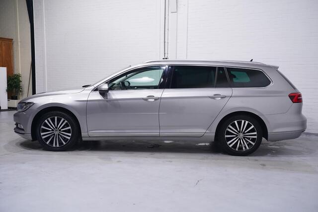 Volkswagen PASSAT Variant 1.4 TSI ACT Comfortline Business Navi Clima Panodak Virtual cockpit Adaptive cruise Pdc