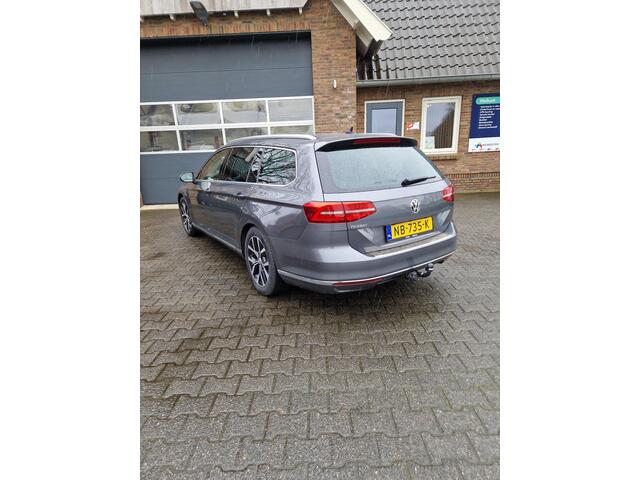 Volkswagen PASSAT Variant 1.4 TSI ACT Connected Series Plus