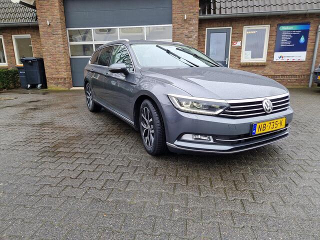 Volkswagen PASSAT Variant 1.4 TSI ACT Connected Series Plus