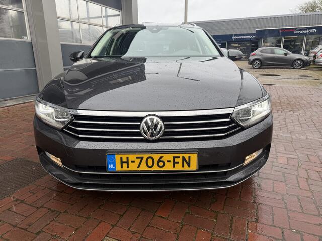 Volkswagen PASSAT Variant 1.5 TSI Highline Business R Bj 2019 Km 81.000 Nap 2e eigenaar Vol optie !!