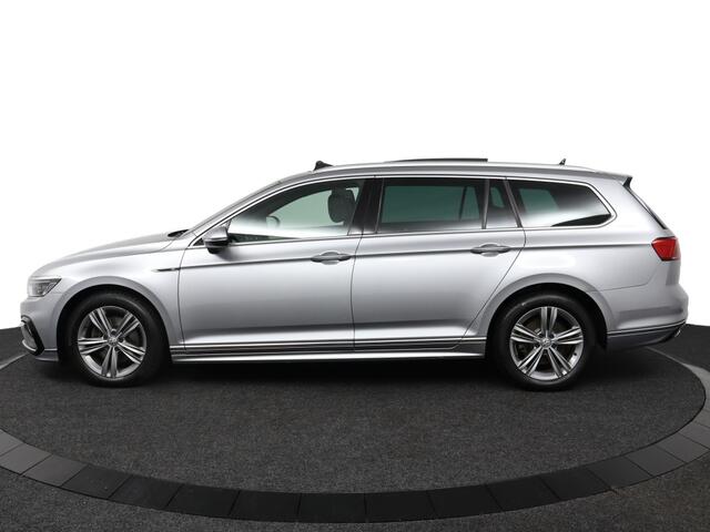 Volkswagen PASSAT Variant 1.5 TSI Elegance Business R-Line